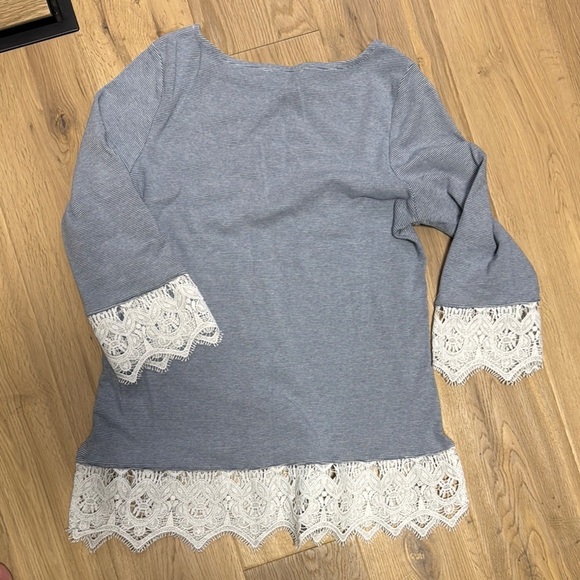 Cleo Lace Trim Gray 3/4 Sleeve Blouse - Picture 3 of 3